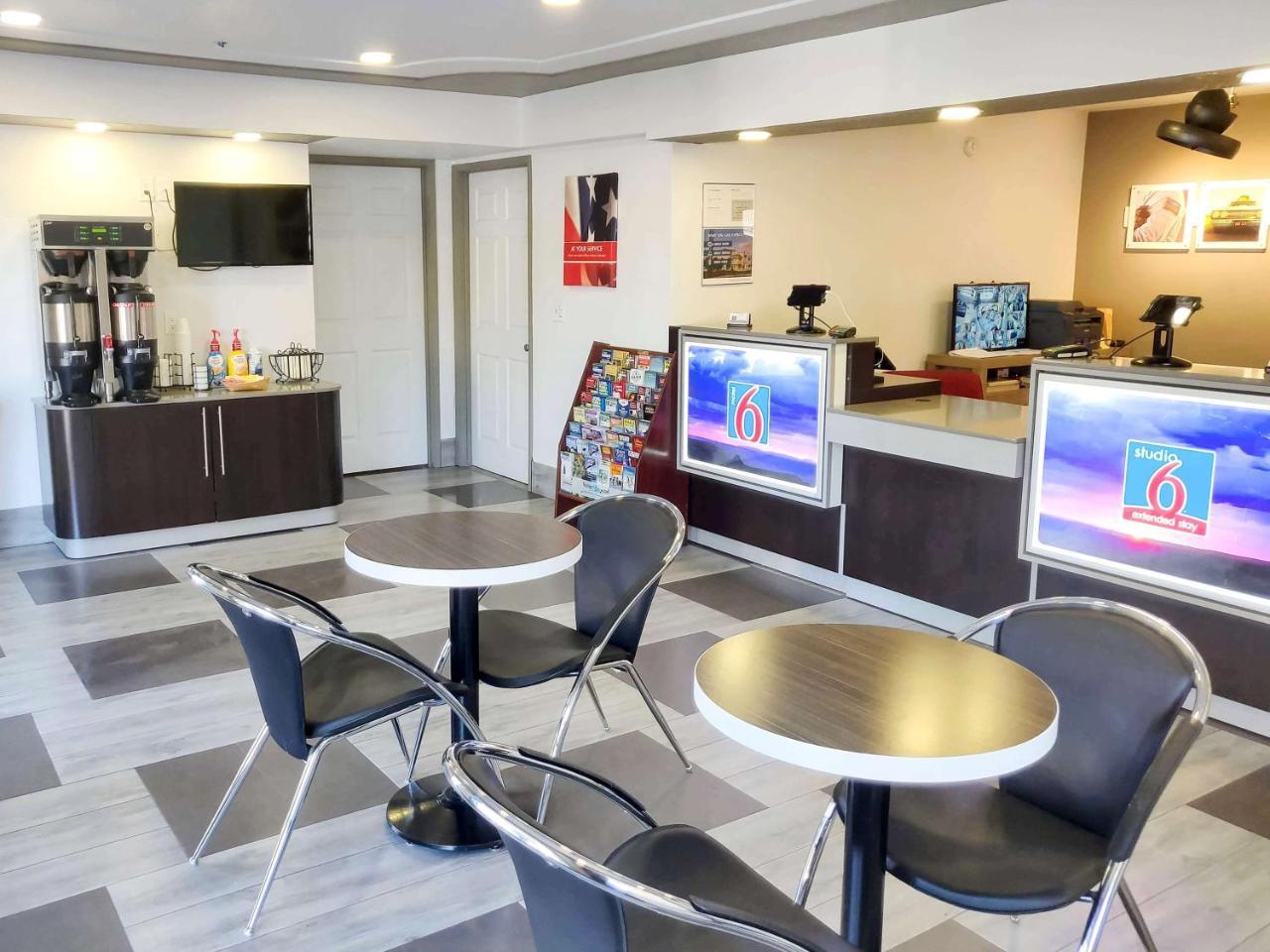 Studio 6-Fresno, Ca - Extended Stay Pinedale Exteriör bild