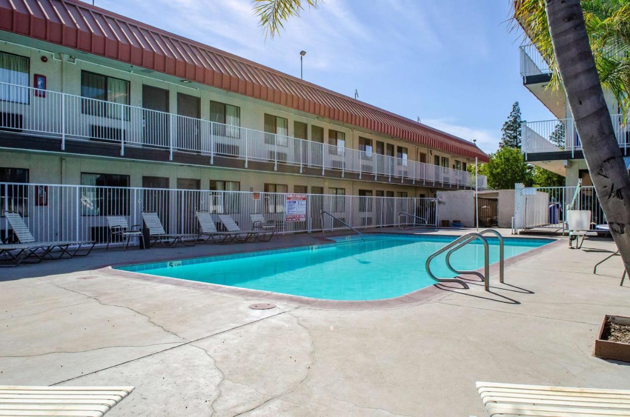 Studio 6-Fresno, Ca - Extended Stay Pinedale Exteriör bild